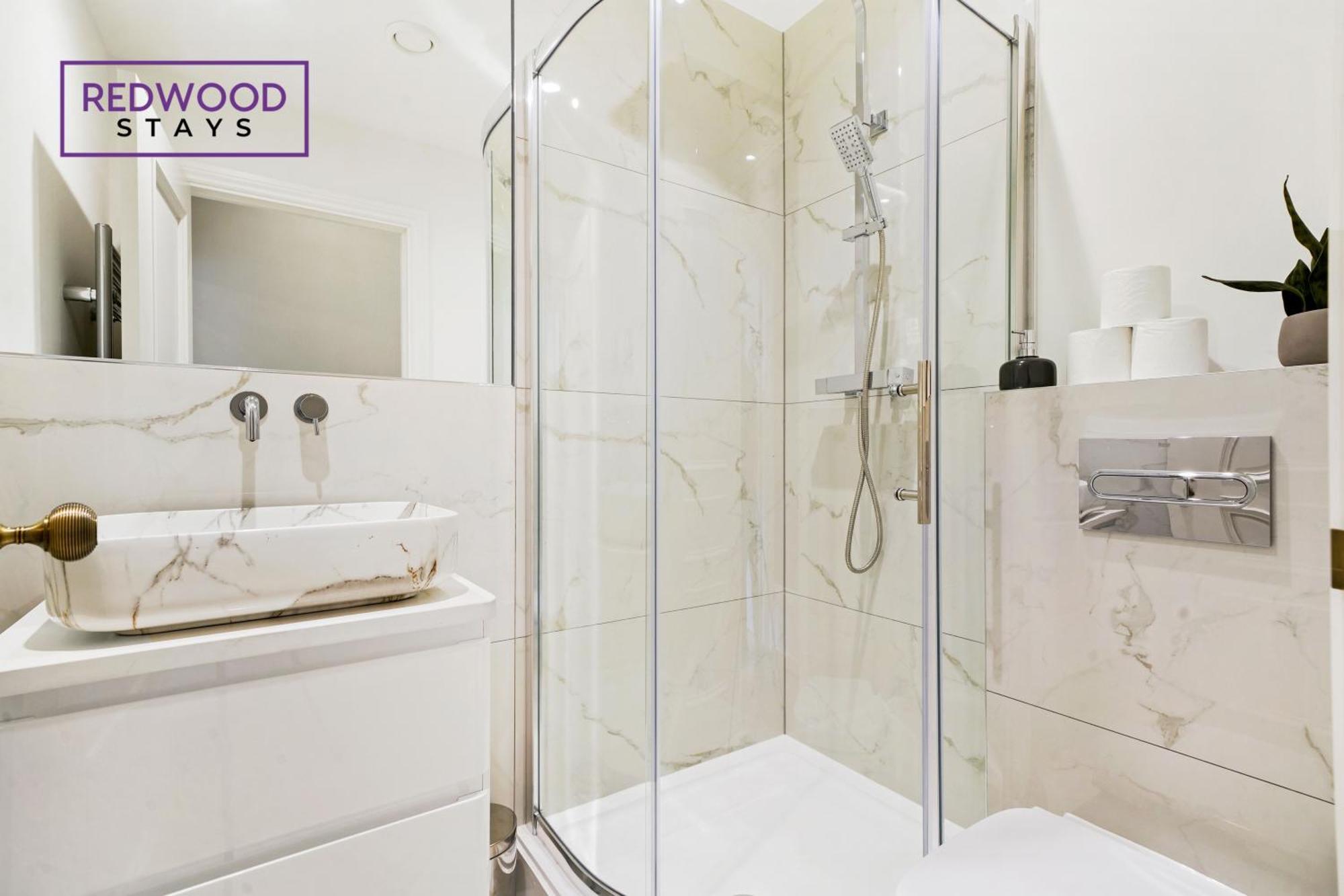 Top Quality 2 Bed 1 Bath Apartments For Contractors By Redwood Stays Reading Extérieur photo